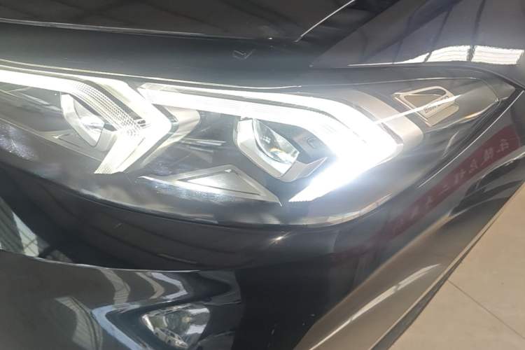 Used BMW i3 2022 eDrive 35 L Left Front Headlight