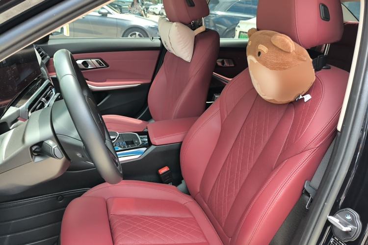 Used BMW i3 2022 eDrive 35 L Left Front Seat