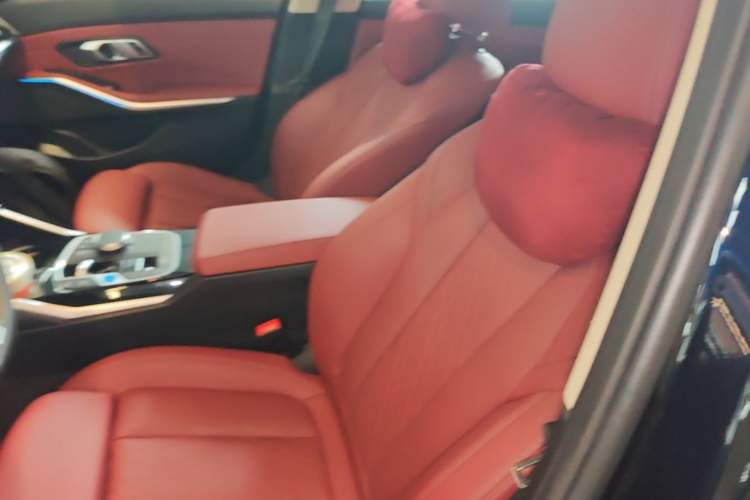 Used BMW i3 2022 eDrive 35 L Left Front Seat