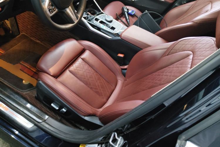 Used BMW i3 2022 eDrive 35 L Left Front Seat