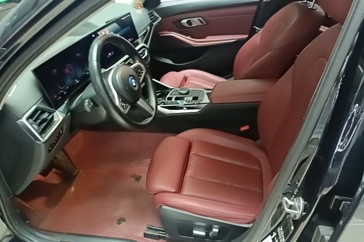 Used BMW i3 2022 eDrive 35 L Left Front Seat