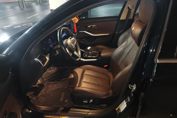 Used BMW i3 2022 eDrive 35 L Left Front Seat