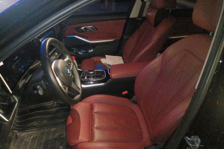 Used BMW i3 2022 eDrive 35 L Left Front Seat