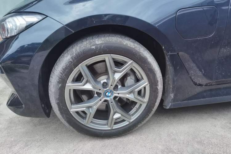 Used BMW i3 2022 eDrive 35 L Left Front Wheel Hub