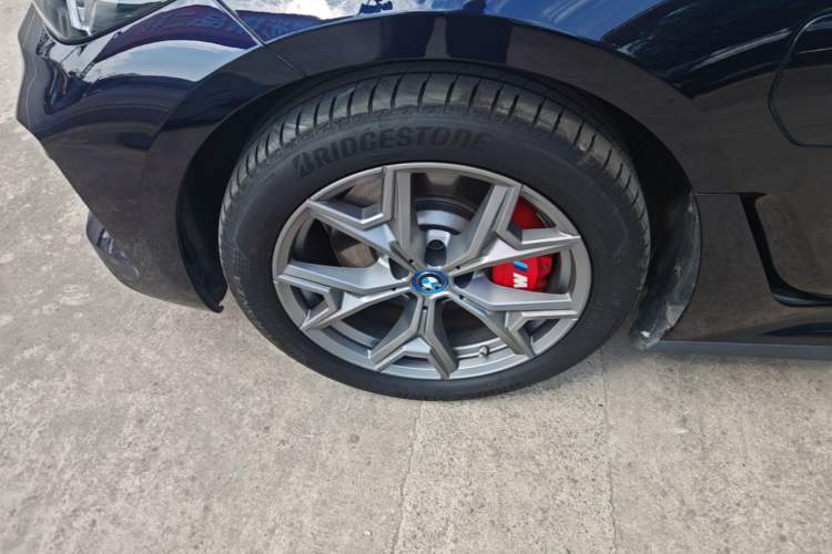 Used BMW i3 2022 eDrive 35 L Left Front Wheel Hub