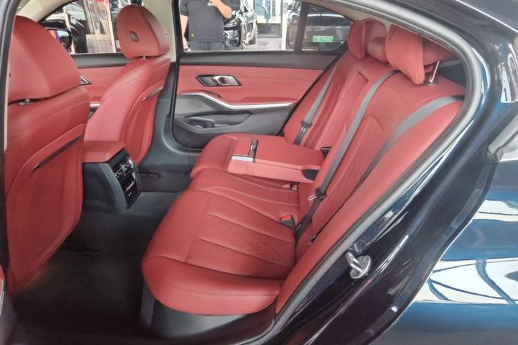 Used BMW i3 2022 eDrive 35 L Left Rear Seat