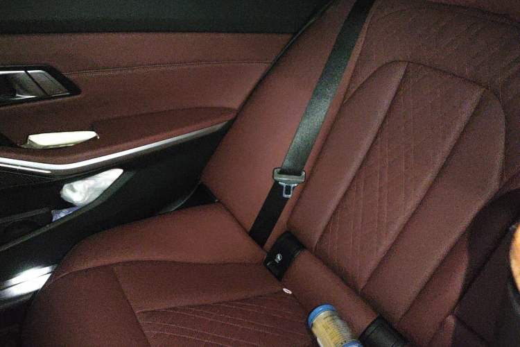 Used BMW i3 2022 eDrive 35 L Left Rear Seat