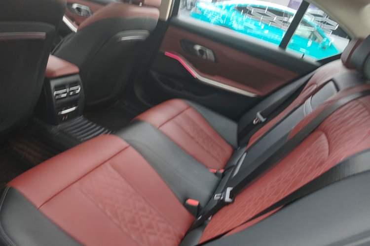 Used BMW i3 2022 eDrive 35 L Left Rear Seat