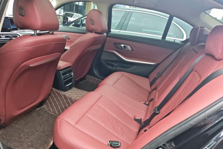 Used BMW i3 2022 eDrive 35 L Left Rear Seat