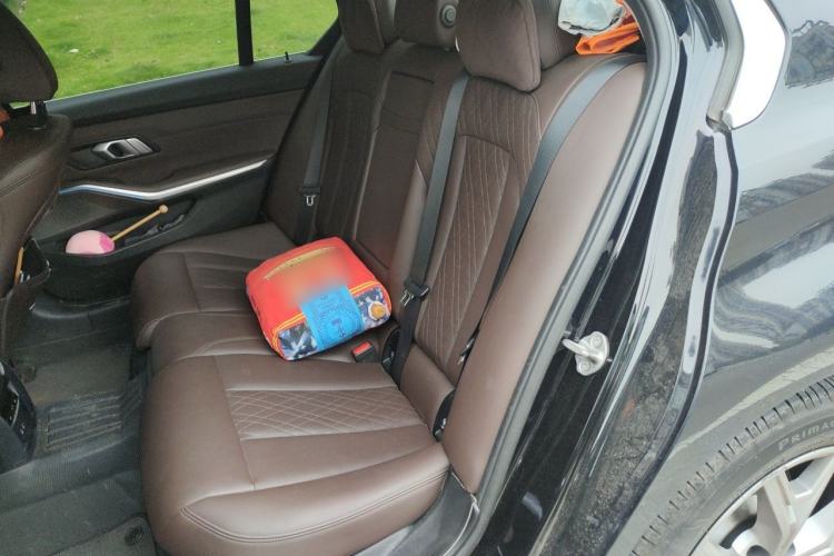 Used BMW i3 2022 eDrive 35 L Left Rear Seat