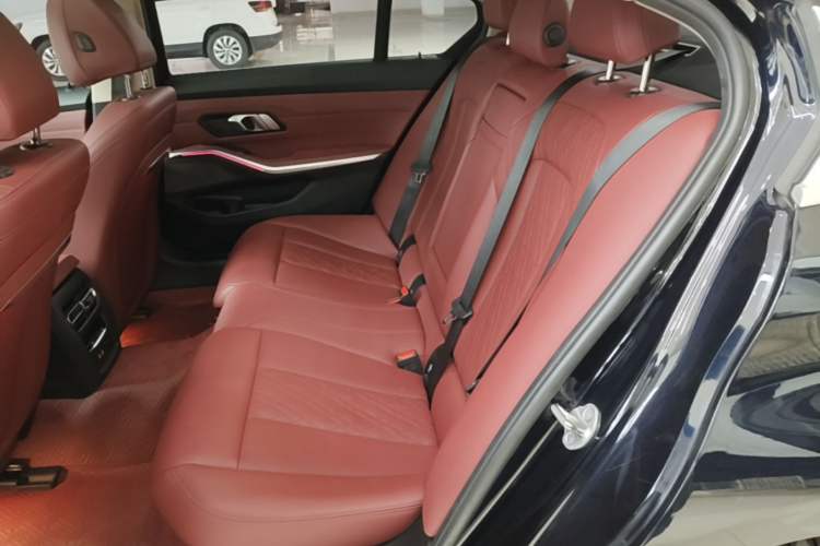Used BMW i3 2022 eDrive 35 L Left Rear Seat