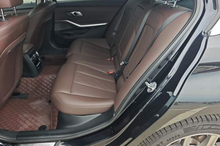 Used BMW i3 2022 eDrive 35 L Left Rear Seat