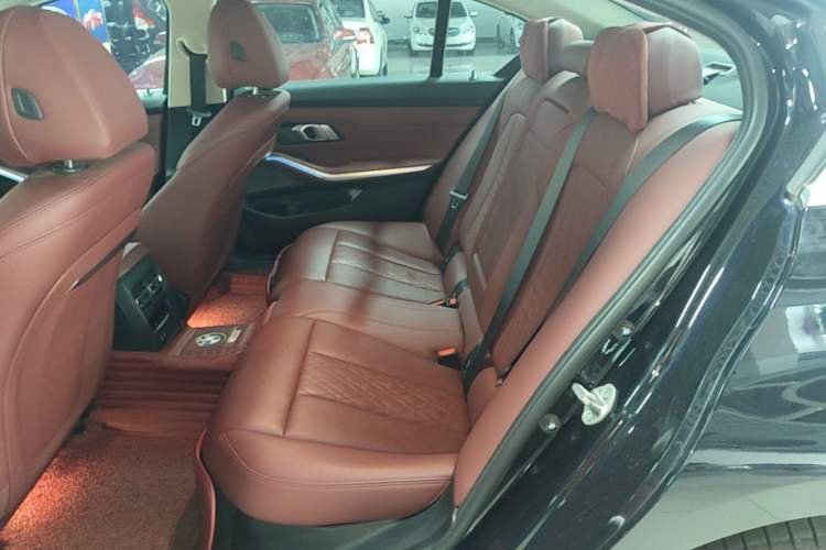 Used BMW i3 2022 eDrive 35 L Left Rear Seat