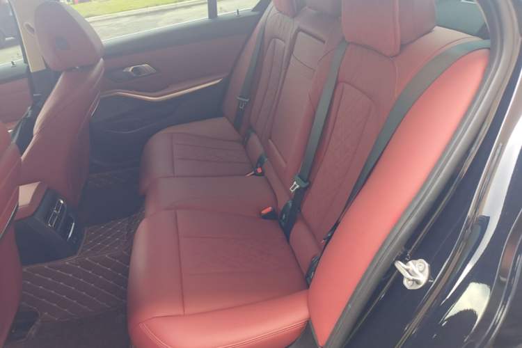 Used BMW i3 2022 eDrive 35 L Left Rear Seat
