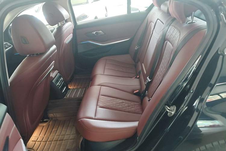 Used BMW i3 2022 eDrive 35 L Left Rear Seat