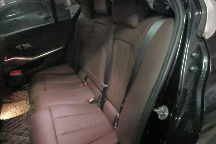 Used BMW i3 2022 eDrive 35 L Left Rear Seat