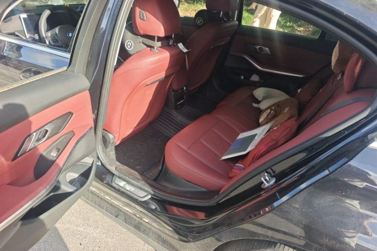 Used BMW i3 2022 eDrive 35 L Left Rear Seat