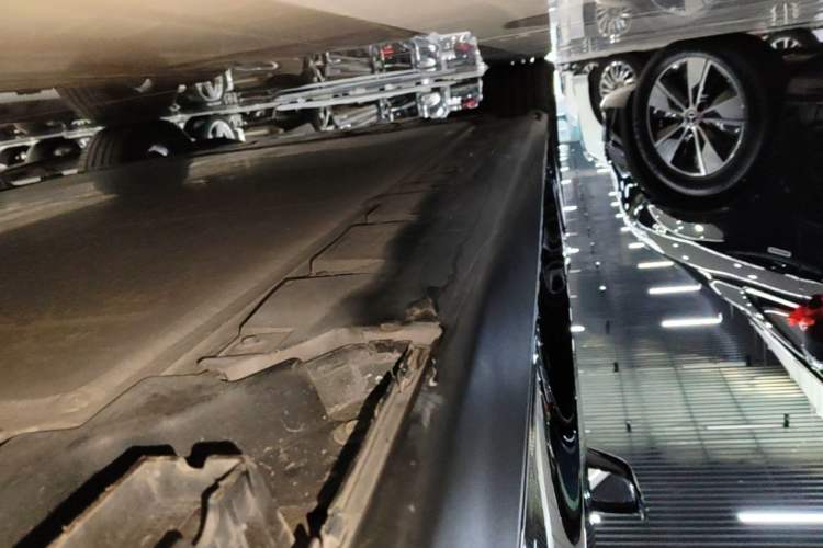 Used BMW i3 2022 eDrive 35 L Left Side Sill