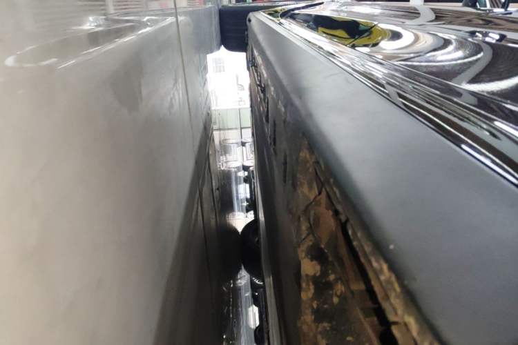 Used BMW i3 2022 eDrive 35 L Left Side Sill