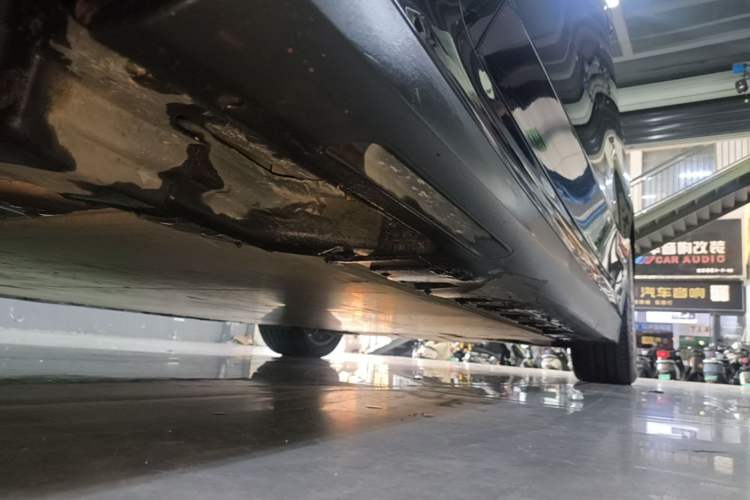 Used BMW i3 2022 eDrive 35 L Left Side Sill