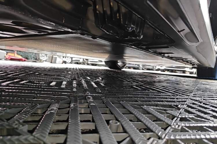 Used BMW i3 2022 eDrive 35 L Left Side Sill