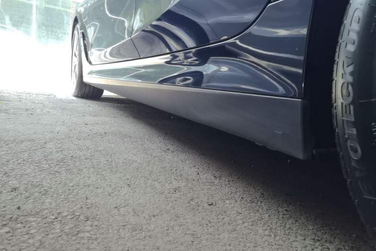 Used BMW i3 2022 eDrive 35 L Left Side Sill