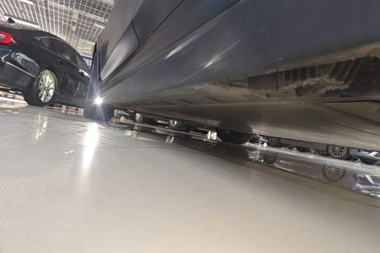 Used BMW i3 2022 eDrive 35 L Left Side Sill
