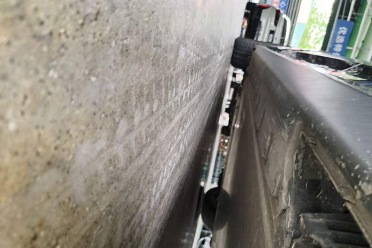 Used BMW i3 2022 eDrive 35 L Left Side Sill
