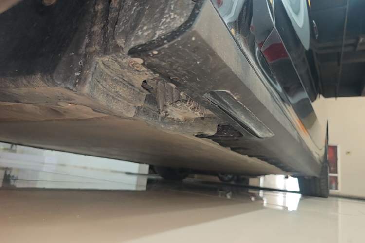 Used BMW i3 2022 eDrive 35 L Left Side Sill