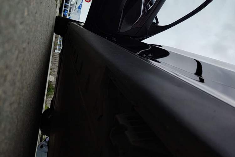 Used BMW i3 2022 eDrive 35 L Left Side Sill