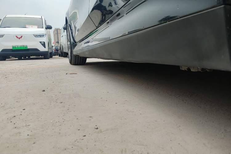 Used BMW i3 2022 eDrive 35 L Left Side Sill