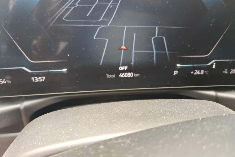 Used BMW i3 2022 eDrive 35 L Odometer Close Up