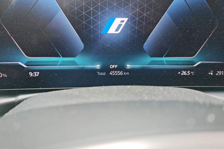 Used BMW i3 2022 eDrive 35 L Odometer Close Up