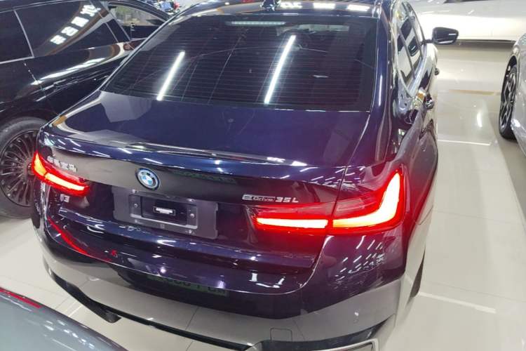 Used BMW i3 2022 eDrive 35 L Rear