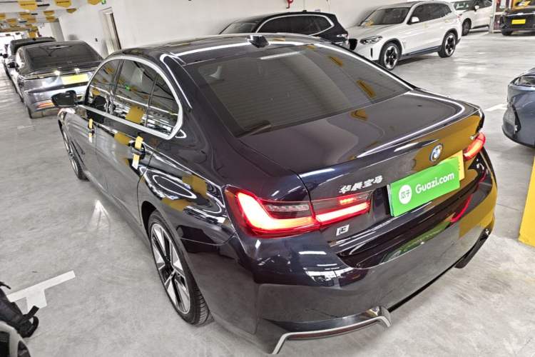 Used BMW i3 2022 eDrive 35 L Rear Left 45 Deg