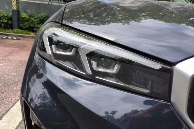 Used BMW i3 2022 eDrive 35 L Right Front Headlight