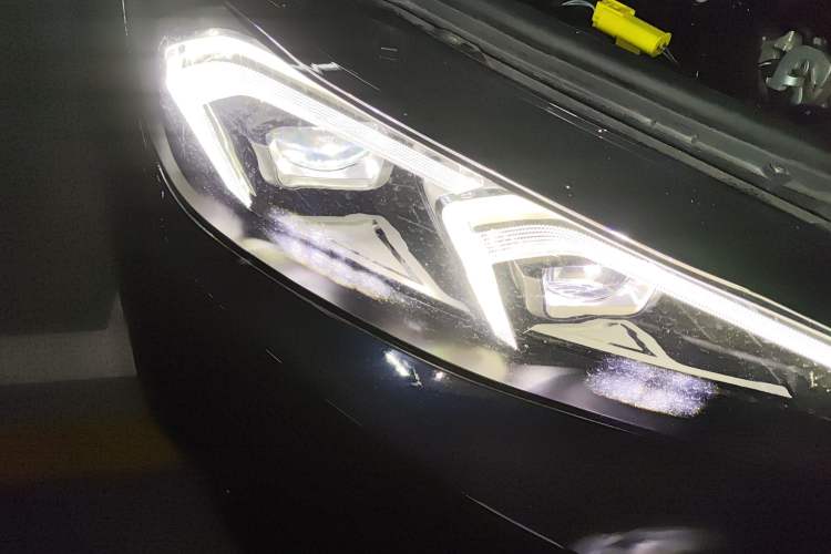 Used BMW i3 2022 eDrive 35 L Right Front Headlight