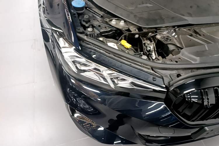 Used BMW i3 2022 eDrive 35 L Right Front Headlight