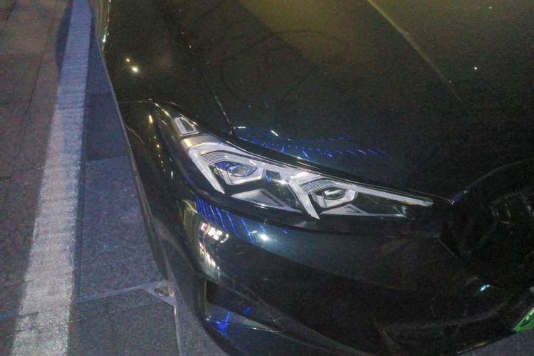 Used BMW i3 2022 eDrive 35 L Right Front Headlight