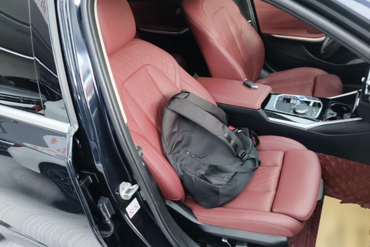 Used BMW i3 2022 eDrive 35 L Right Front Seat