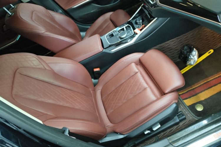 Used BMW i3 2022 eDrive 35 L Right Front Seat