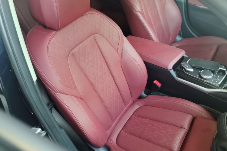 Used BMW i3 2022 eDrive 35 L Right Front Seat
