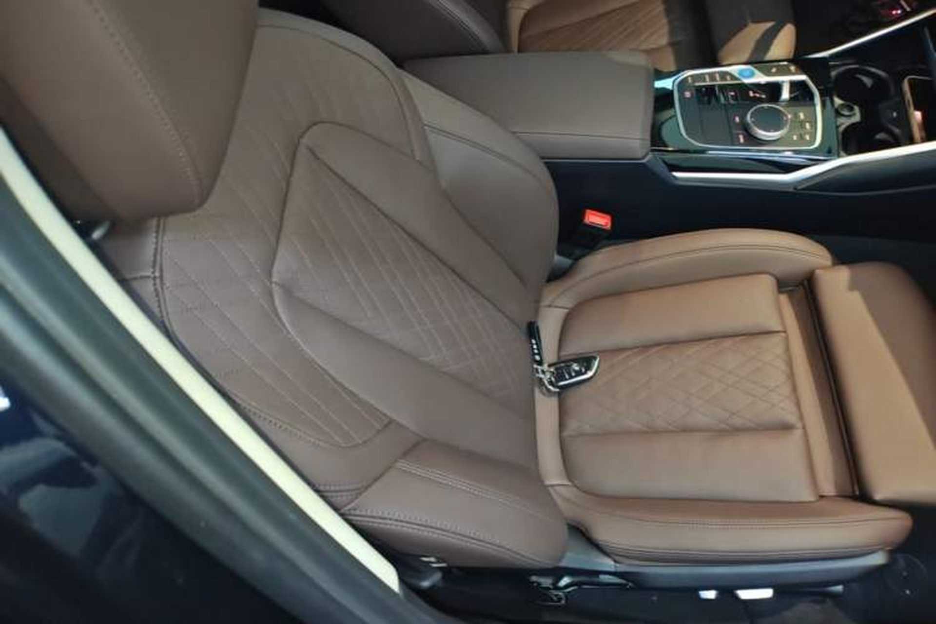 Used BMW i3 2022 eDrive 35 L Right Front Seat