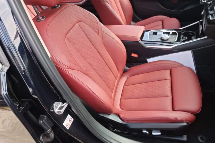 Used BMW i3 2022 eDrive 35 L Right Front Seat
