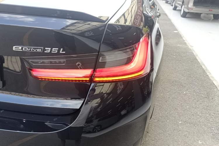 Used BMW i3 2022 eDrive 35 L Right Rear Taillight