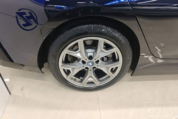 Used BMW i3 2022 eDrive 35 L Right Rear Wheel Hub