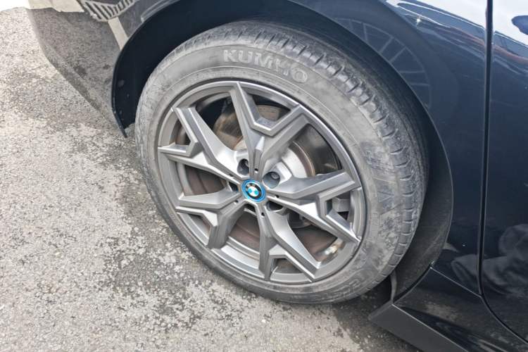 Used BMW i3 2022 eDrive 35 L Right Rear Wheel Hub