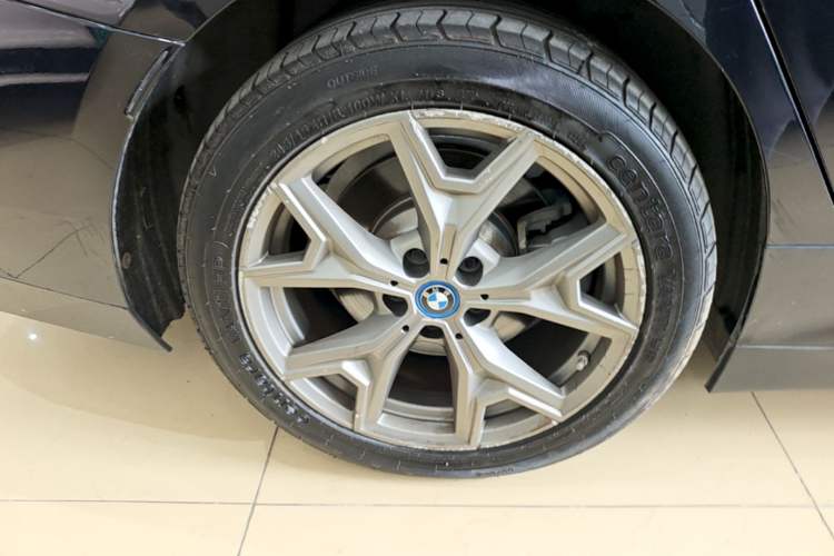 Used BMW i3 2022 eDrive 35 L Right Rear Wheel Hub