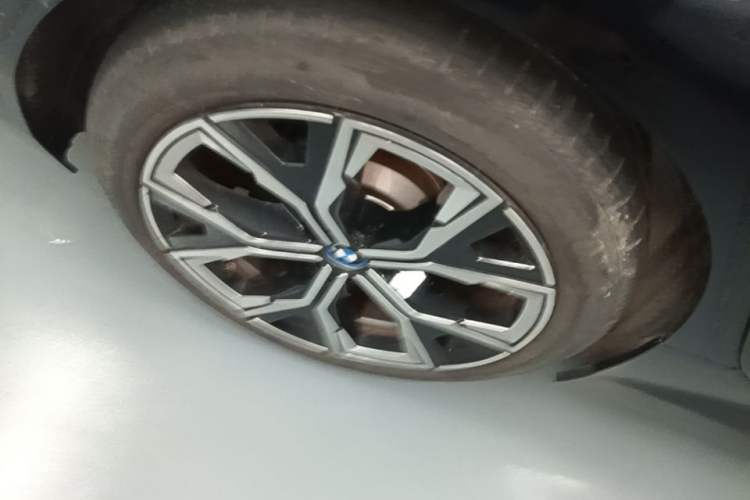 Used BMW i3 2022 eDrive 35 L Right Rear Wheel Hub