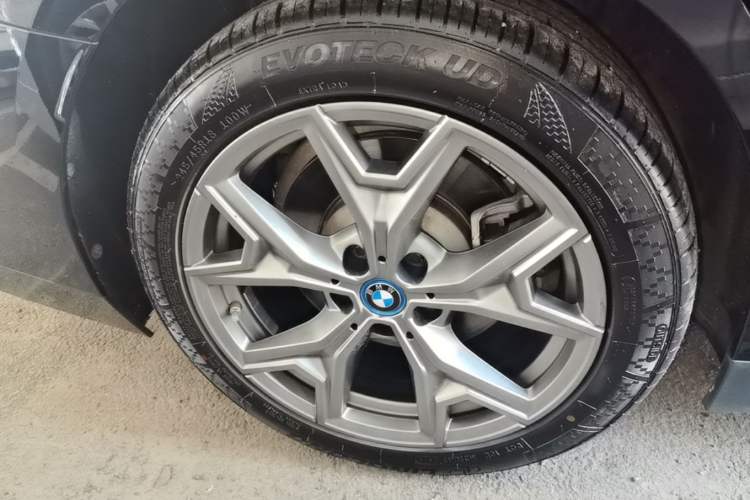 Used BMW i3 2022 eDrive 35 L Right Rear Wheel Hub